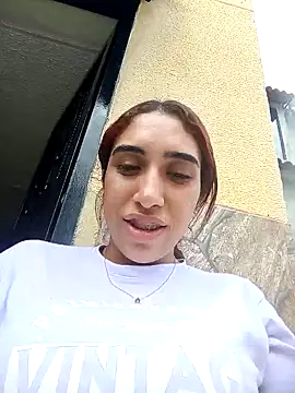 ifeelverywet andhot online show from 16, 1, 2025