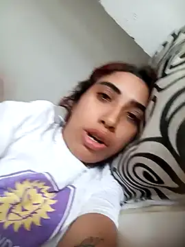 ifeelverywet andhot online show from 2, 2, 2025