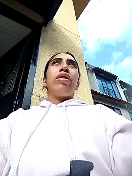 ifeelverywet andhot online show from 7, 2, 2025