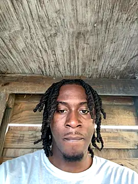 Snapshot of Ben4Ten chatting on 30, 11, 2025 Ben4Ten online show from 30, 11, 2025