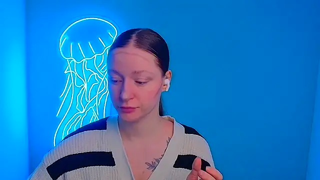 Fantasy July online show from 28, 2, 2025