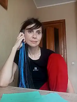 Francenia lolis online show from 8, 9, 2025