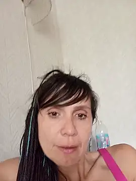 Francenia lolis online show from 10, 7, 2026