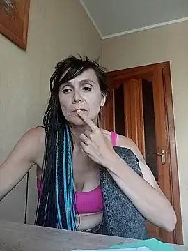 Francenia lolis online show from 27, 7, 2026