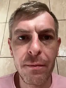 Snapshot of adrian90bi11 chatting on 21, 3, 2026 adrian90bi11 online show from 21, 3, 2026