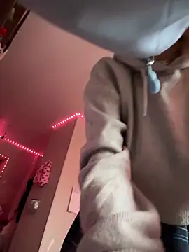 -Sexy Barbie- online show from 22, 2, 2025