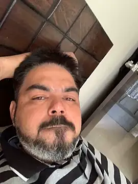 rags pussylicker online show from 27, 1, 2025