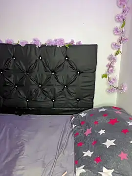 Snapshot of alisson_carolina73 chatting on 8, 3, 2025 alisson carolina73 online show from 8, 3, 2025