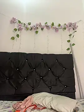 Snapshot of alisson_carolina73 chatting on 1, 3, 2026 alisson carolina73 online show from 1, 3, 2026