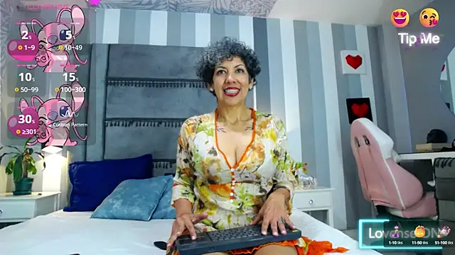 Snapshot of Julianewell chatting on 23, 1, 2025 Julianewell online show from 23, 1, 2025