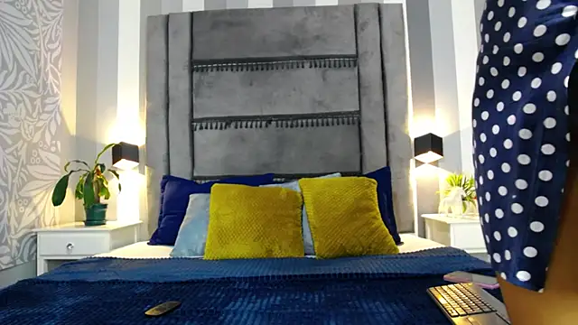 Snapshot of Julianewell chatting on 27, 1, 2025 Julianewell online show from 27, 1, 2025