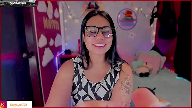 kiki cavilll online show from 10, 10, 2025