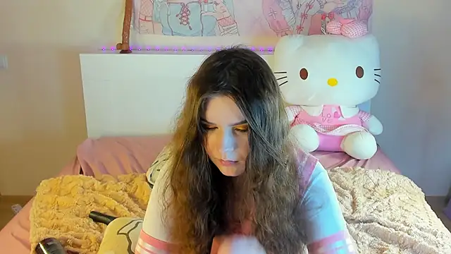 kuraii1  online show from 14, 2, 2025