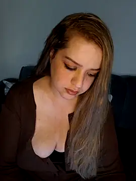 cansuozell online show from 23, 10, 2025