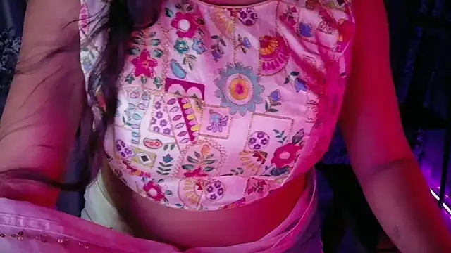 Snapshot of SexyAndHottie chatting on 16, 11, 2025 SexyAndHottie online show from 16, 11, 2025