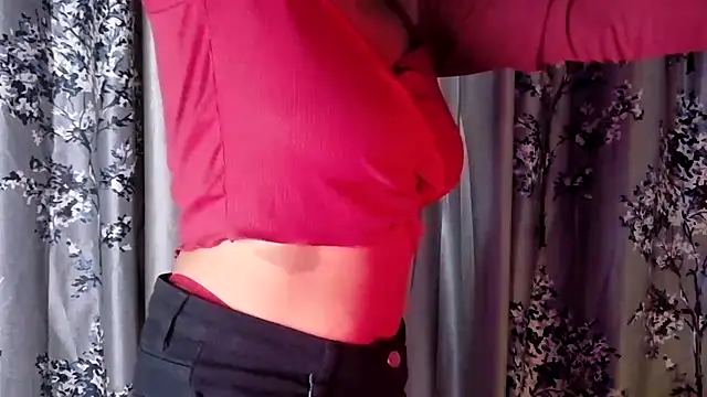 SexyAndHottie online show from 28, 6, 2026