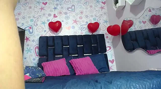 Snapshot of KOURTNEY-- chatting on 22, 2, 2025 KOURTNEY-- online show from 22, 2, 2025