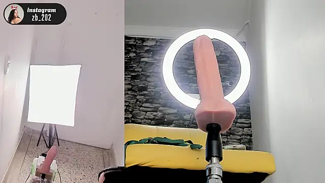 zoe backer online show from 5, 4, 2026