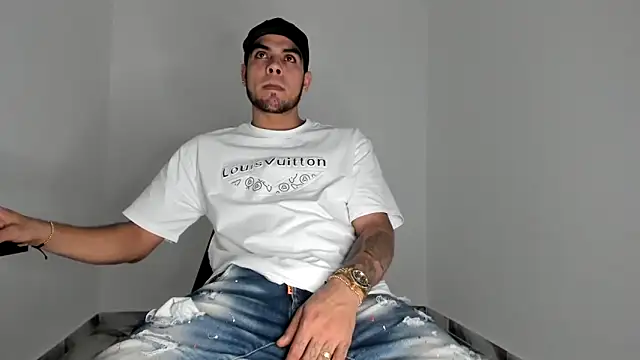 mikee scooth online show from 28, 2, 2026