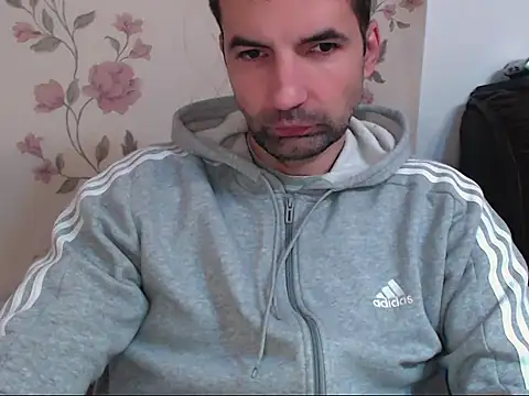 Snapshot of Leo_1617 chatting on 9, 1, 2026 Leo 1617 online show from 9, 1, 2026