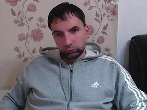 Snapshot of Leo_1617 chatting on 15, 1, 2026 Leo 1617 online show from 15, 1, 2026