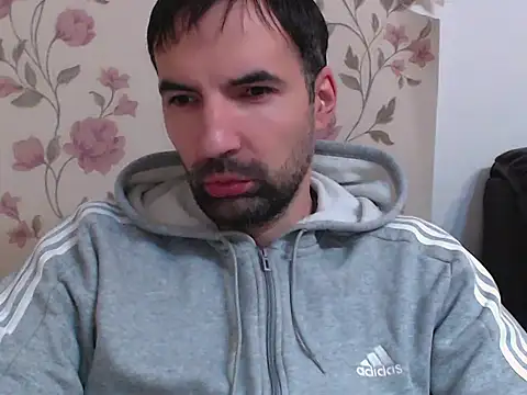 Snapshot of Leo_1617 chatting on 5, 2, 2026 Leo 1617 online show from 5, 2, 2026