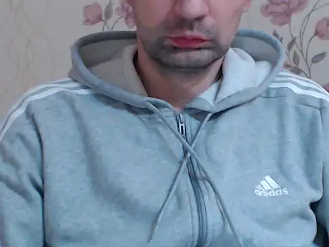 Snapshot of Leo_1617 chatting on 6, 2, 2026 Leo 1617 online show from 6, 2, 2026