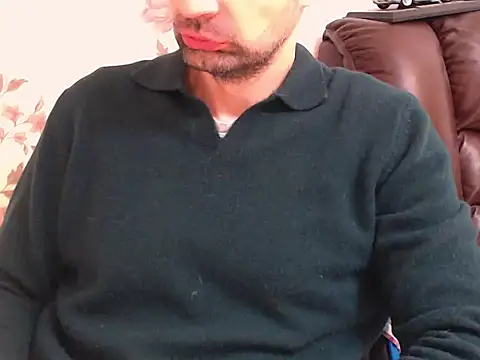 Snapshot of Leo_1617 chatting on 1, 4, 2026 Leo 1617 online show from 1, 4, 2026