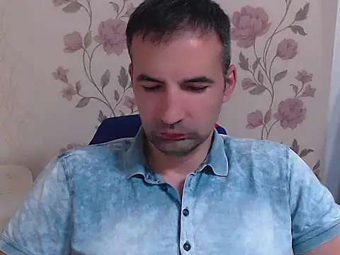 Snapshot of Leo_1617 chatting on 1, 6, 2026 Leo 1617 online show from 1, 6, 2026
