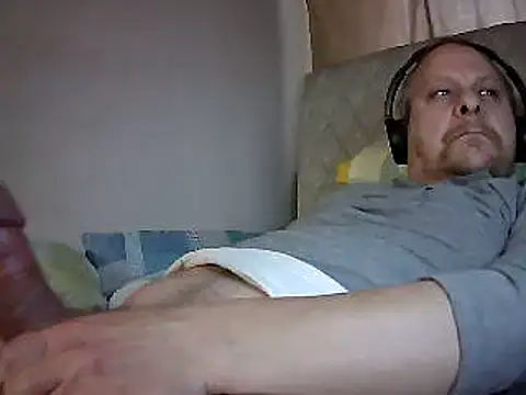 Snapshot of amylrmm1903 chatting on 22, 2, 2025 amylrmm1903 online show from 22, 2, 2025