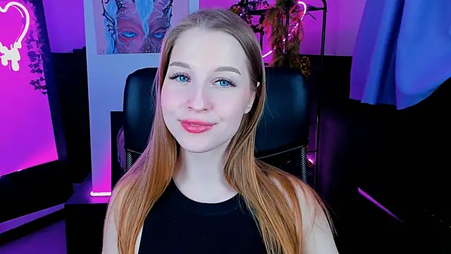 CuteMousee online show from 8, 12, 2024