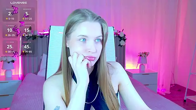 CuteMousee online show from 28, 4, 2026