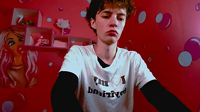 LukeSweet online show from 4, 12, 2025