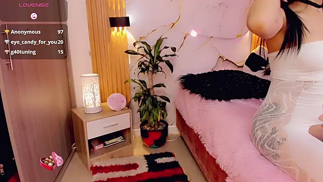 Snapshot of BrendaSquirtx chatting on 8, 1, 2025 BrendaSquirtx online show from 8, 1, 2025