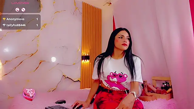 Snapshot of BrendaSquirtx chatting on 8, 2, 2025 BrendaSquirtx online show from 8, 2, 2025