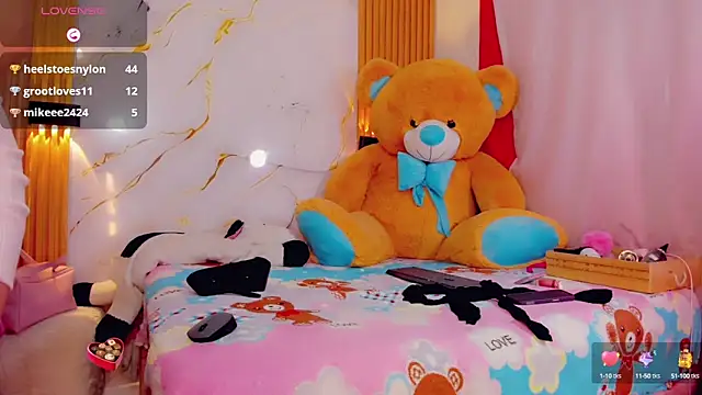 Snapshot of BrendaSquirtx chatting on 15, 2, 2025 BrendaSquirtx online show from 15, 2, 2025