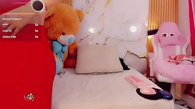 Snapshot of BrendaSquirtx chatting on 20, 9, 2025 BrendaSquirtx online show from 20, 9, 2025