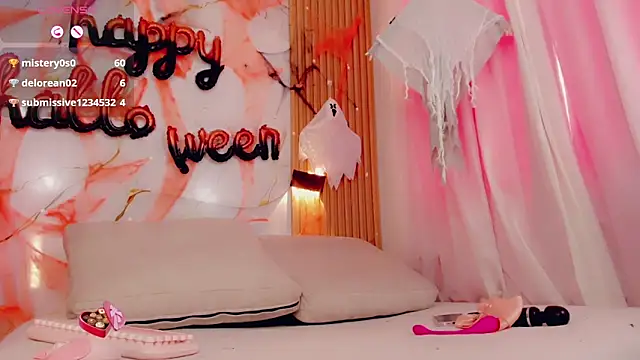 Snapshot of BrendaSquirtx chatting on 21, 10, 2025 BrendaSquirtx online show from 21, 10, 2025