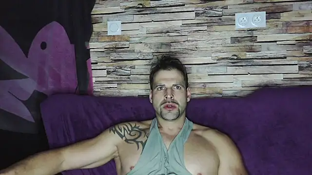 XxBigboybandxX online show from 24, 1, 2025