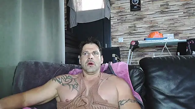 XxBigboybandxX online show from 19, 11, 2025