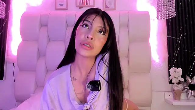 MelodiLovee  online show from 4, 3, 2026