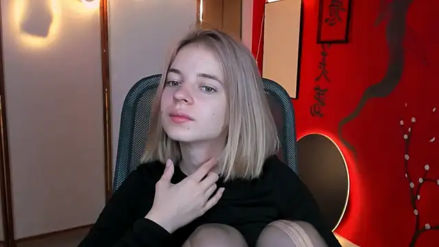 TinaDavil online show from 10, 9, 2025