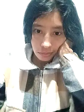 karolinee 66  online show from 18, 12, 2024