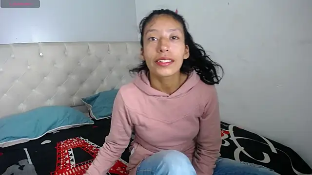 karolinee 66  online show from 20, 12, 2024