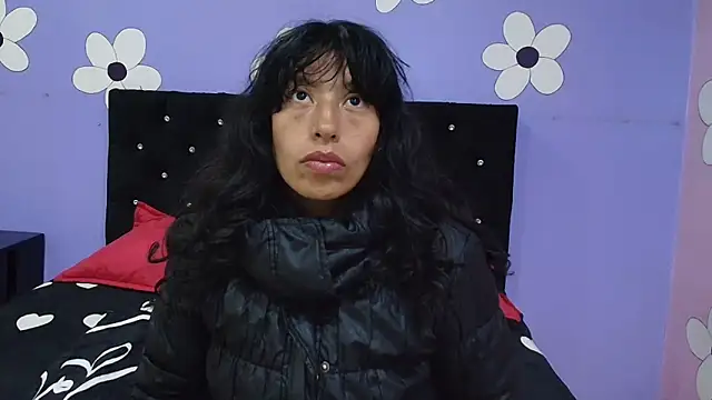 karolinee 66  online show from 6, 3, 2026