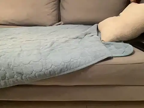 4small4inchlol online show from 30, 9, 2025