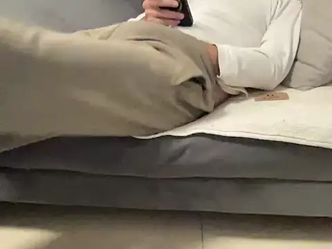 4small4inchlol online show from 22, 12, 2025