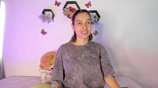 Snapshot of samara_jonness chatting on 19, 1, 2025 samara jonness online show from 19, 1, 2025