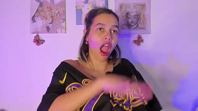 Snapshot of samara_jonness chatting on 1, 2, 2025 samara jonness online show from 1, 2, 2025