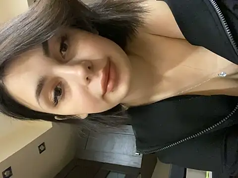 SandraCarter online show from 1, 1, 2025